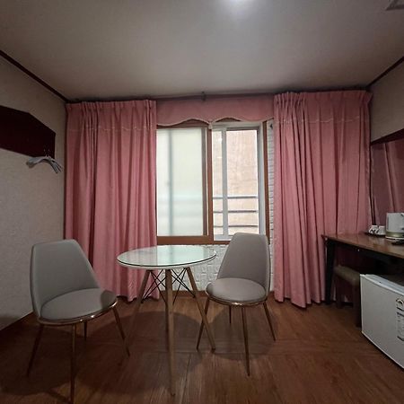 Oreum Motel Τζέτζου Εξωτερικό φωτογραφία
